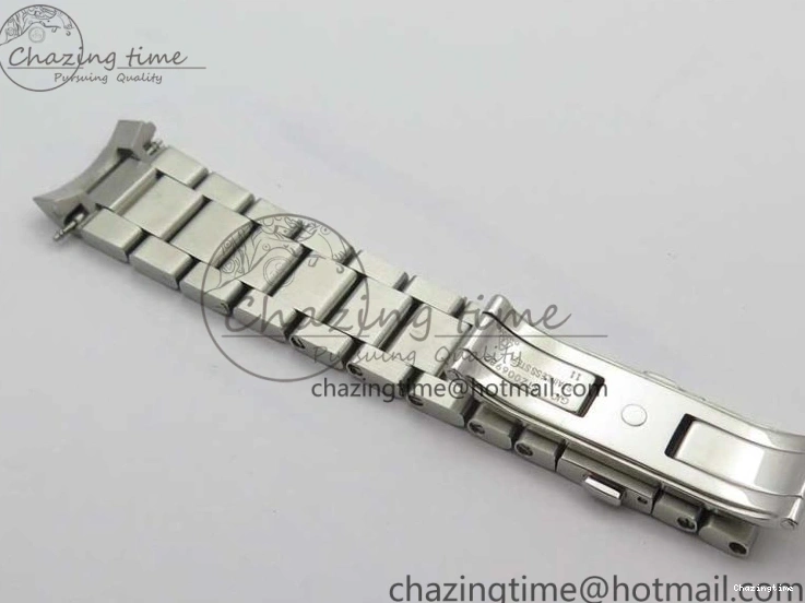 0512 Flexible Aqua Terra 150M 34mm Ladies SS VSF 1:1 Best Edition White MOP Dial Diamonds Markers on SS Bracelet A 7930
